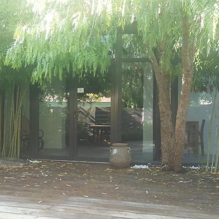 Les Aromatiques - Terrasse & Parking Prive A Villeneuve Les Avignon - Proche Golf Academy Exterior photo